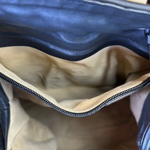 Bottega Veneta Intrecciato Trimmed Large Black leather Bag, Dustbag, Made Italy - Picture 12 of 17